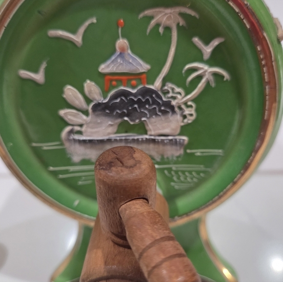 7 Pcs Moriyama Mori-Machi Japan Porcelain Sake Decanter Barrel & Cups 1926-1929 - Picture 16 of 17